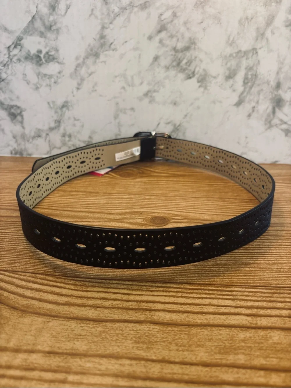 NWT Vince Camuto Faux Leather Black Cutout Belt Women’s Medium